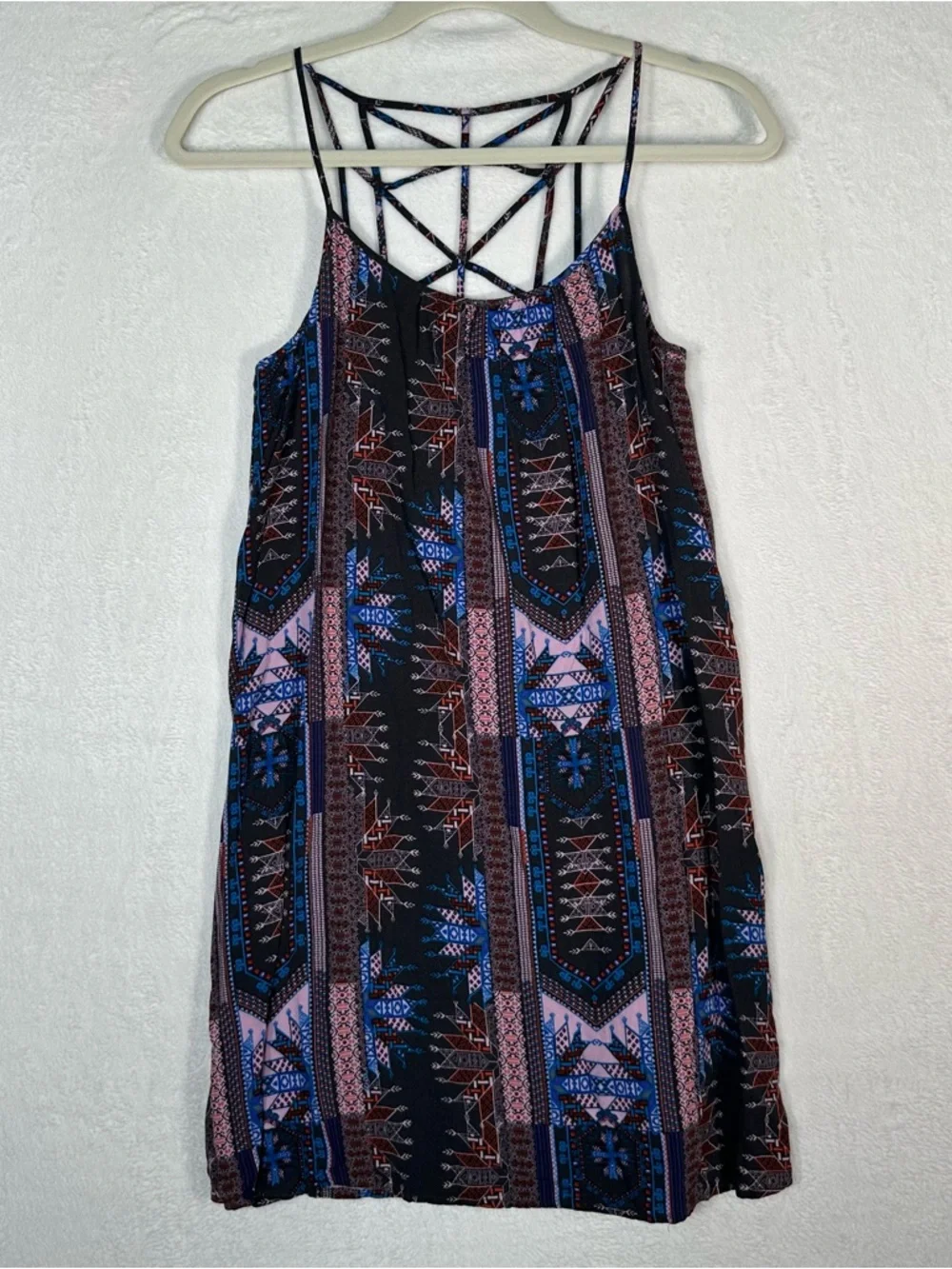 Sun‎ & Shadow Boho Tribal Print Mini Dress XS Strappy Caged Back Festival Indie
